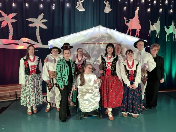 Górale przed stajenką