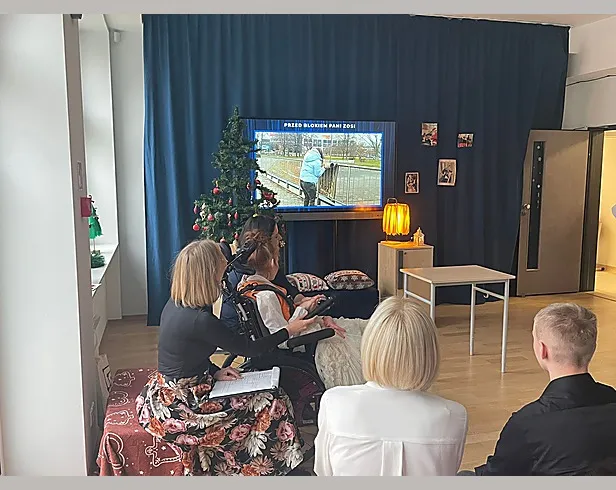 Publiczność podczas przedstawienia.