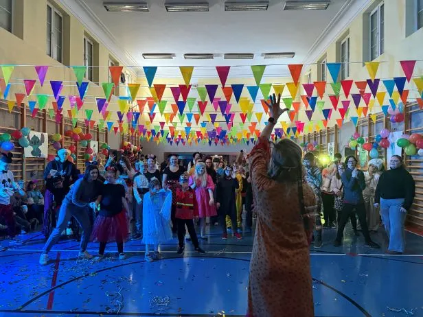 Wspólna zabawa taneczna