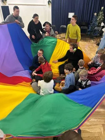 Zabawy ruchowe w Młodzieżowym Domu Kultury im. Marii Gwizdak